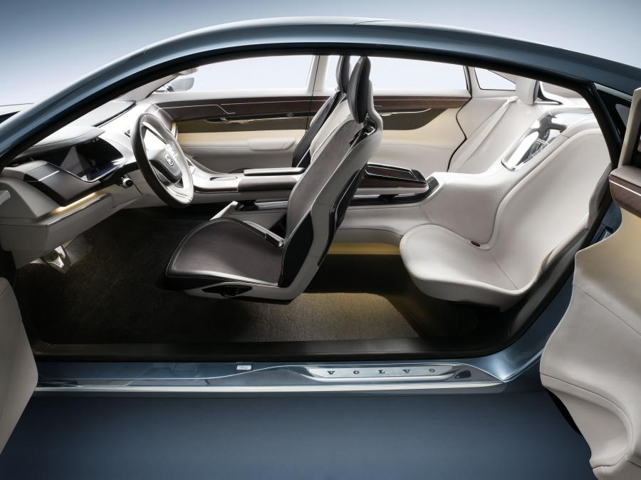  Volvo Concept You 2011 года  (фото 13 из 23)